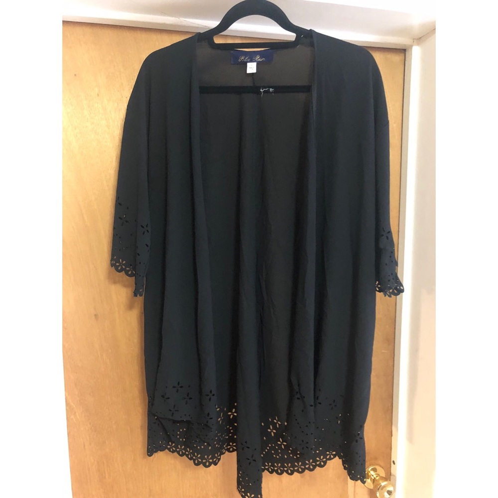 Black kimono